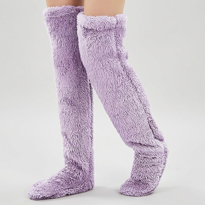 (KAUF 1, ERHALTE 2 GRATIS) Veloura™ Premium Kuschelsocken aus Weichem Plüschstoff