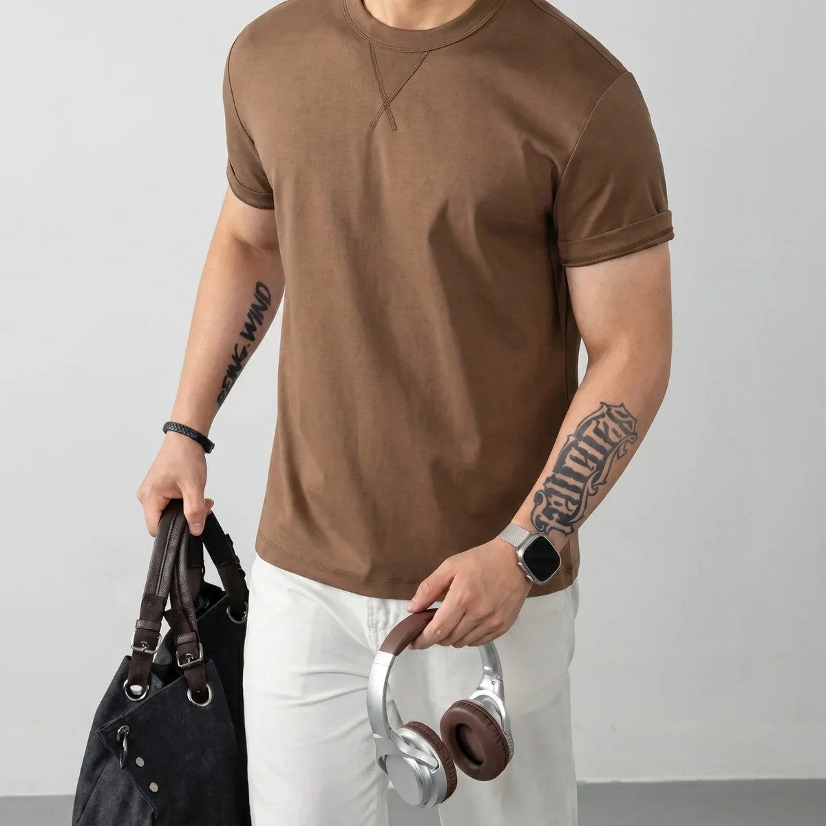 Louis™ T-Shirt aus Premium-Baumwolle mit Elasthan und geripptem Rundhalsausschnitt