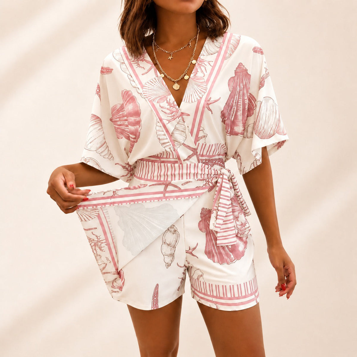 Azzurine™ Skort-Jumpsuit Mit Wickeloptik, Seitlicher Bindung Und Exklusivem Mediterranem Print