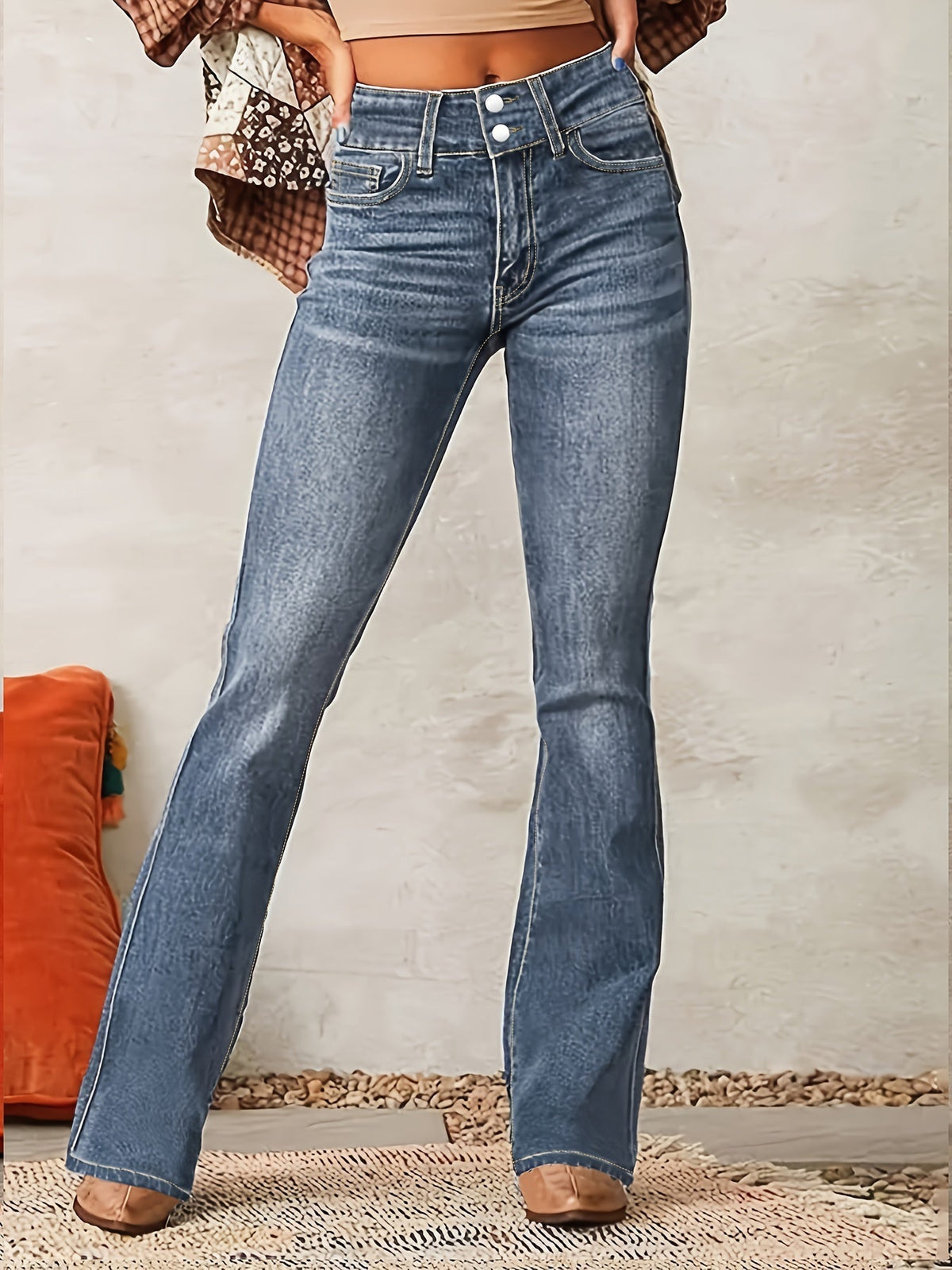 Evarra - Ausgestellte High-Waist-Jeans aus weichem Stretch