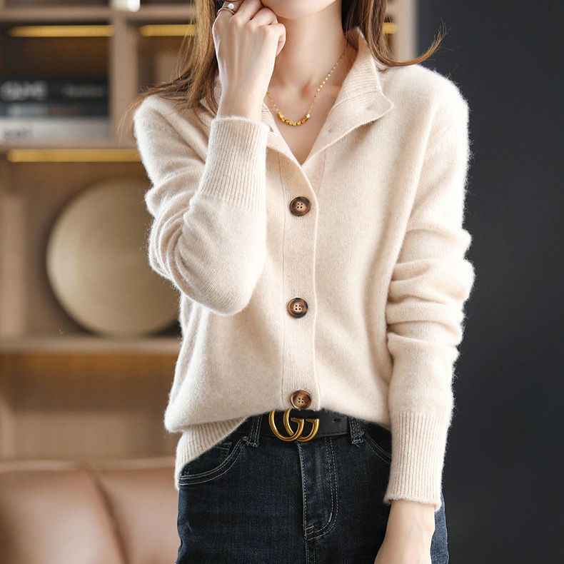 Cardigan mit Knöpfen