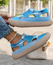 Blau