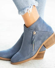 Blau