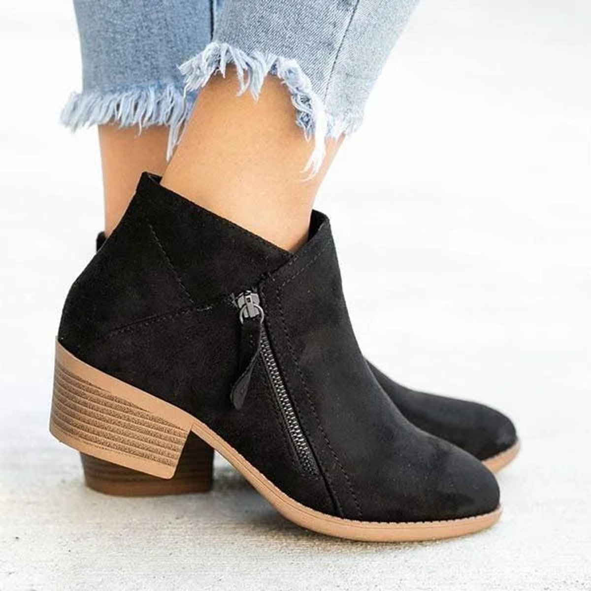 Katharina | Damen Ankle Boots Wildleder-Optik Niedriger Absatz Reißverschluss