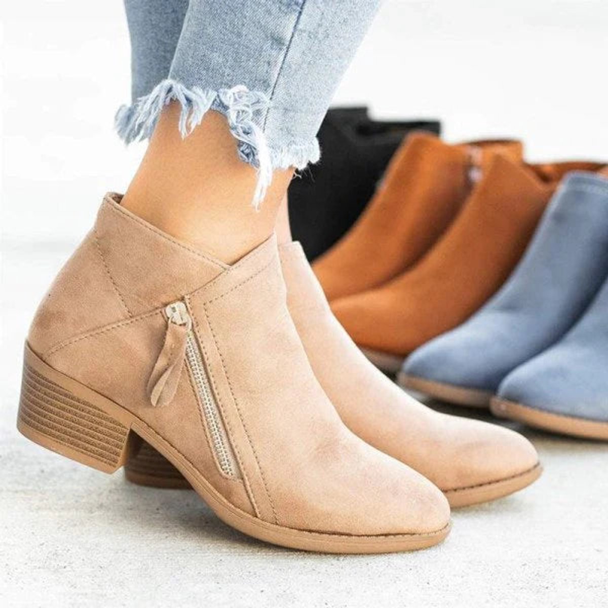 Katharina | Damen Ankle Boots Wildleder-Optik Niedriger Absatz Reißverschluss