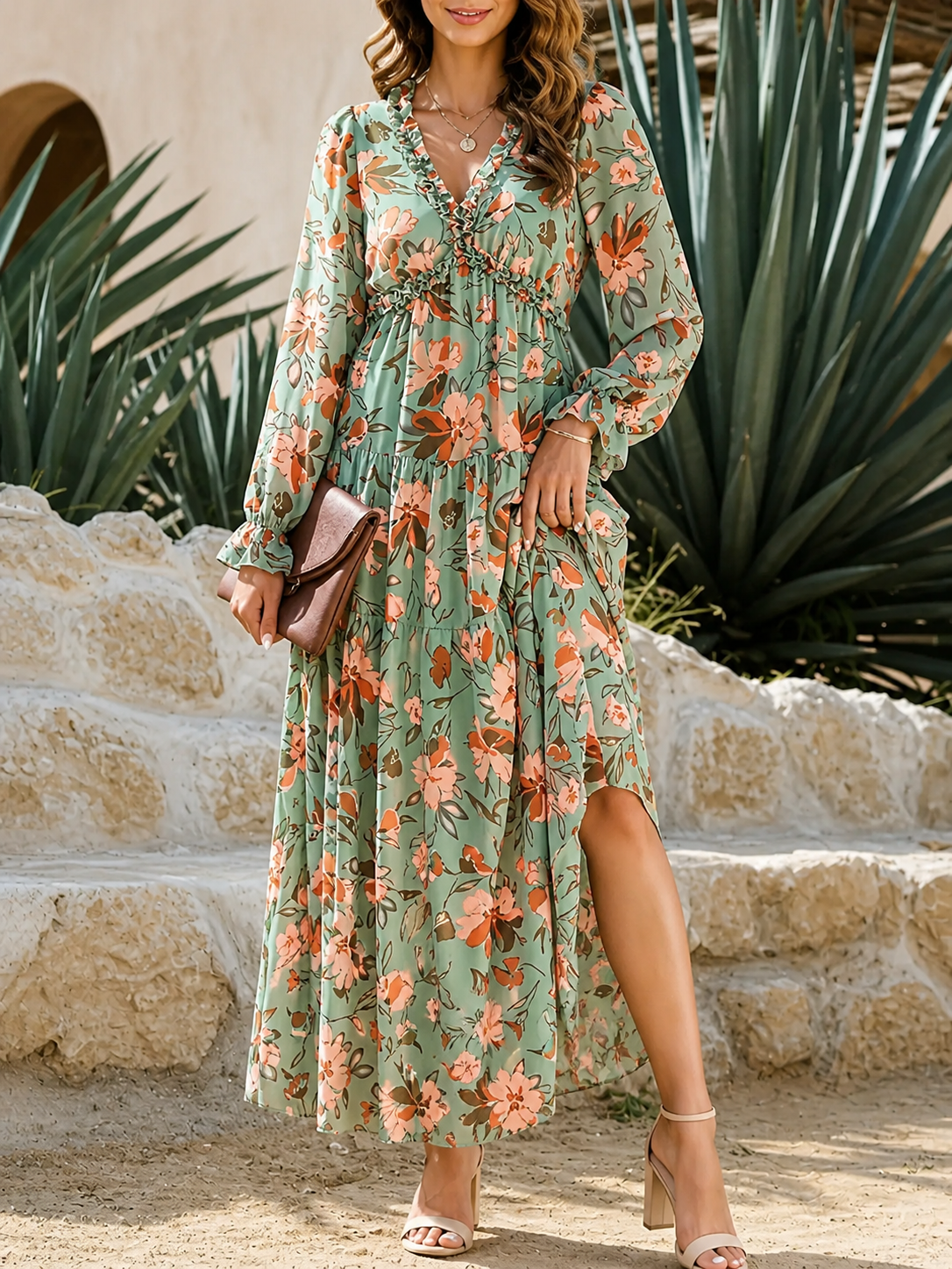 Damen Langarm Maxikleid mit V-Ausschnitt und gestuftem Rock mit Blumenmuster