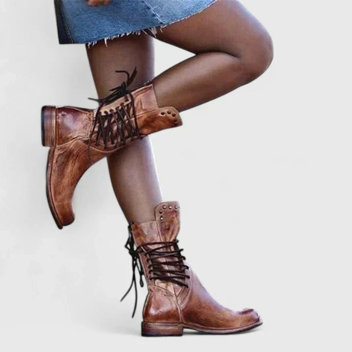 Marlene | Damen Vintage Schnür-Kniehohe Stiefel mit Nietendetails
