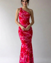Red pattern