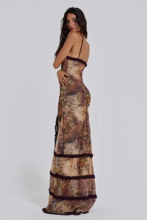 Figurbetontes Maxikleid Mit Cut-Out Und Beinschlitz