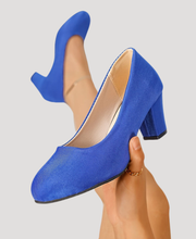 Blau