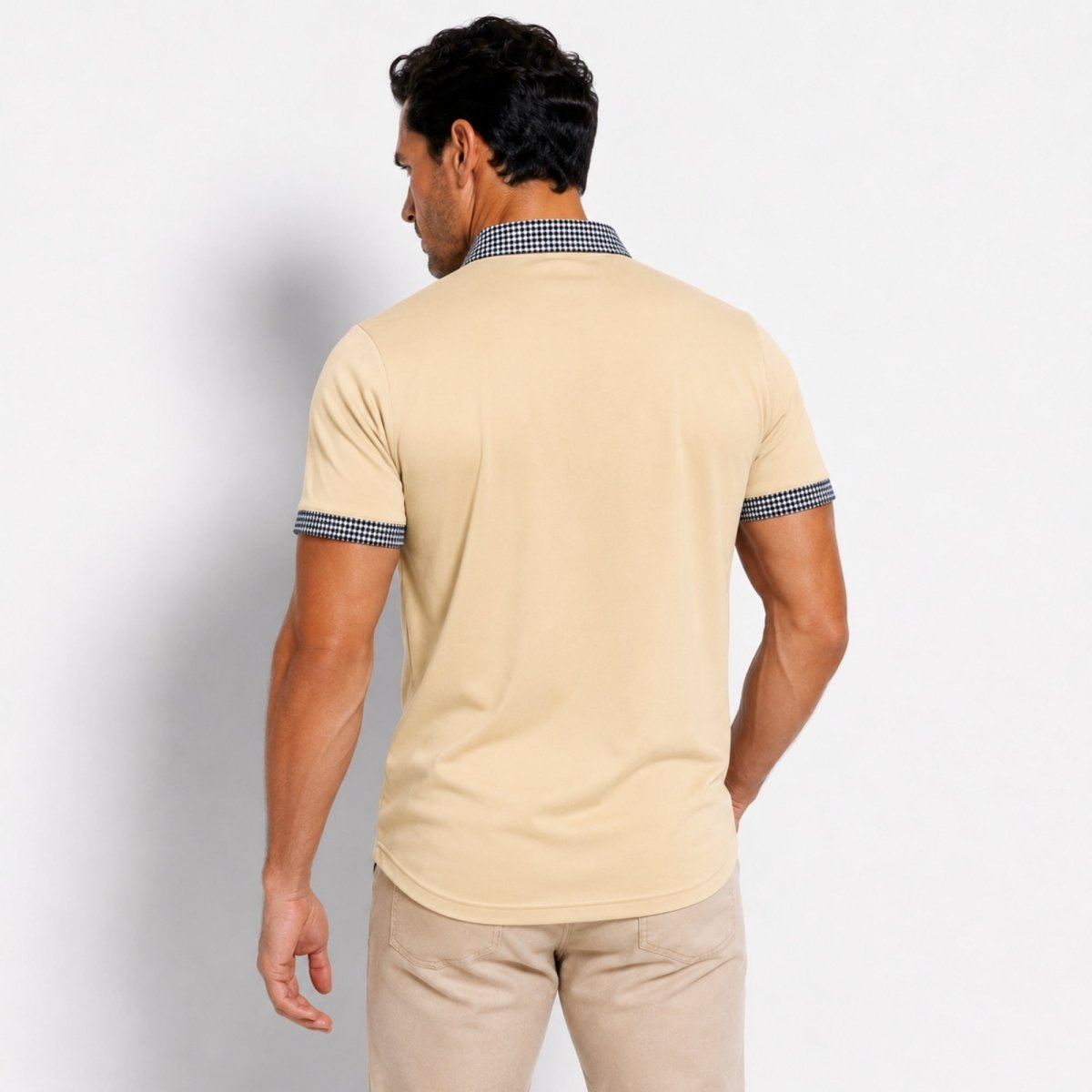 Herren-Kurzarm-Poloshirt mit gemustertem Besatz