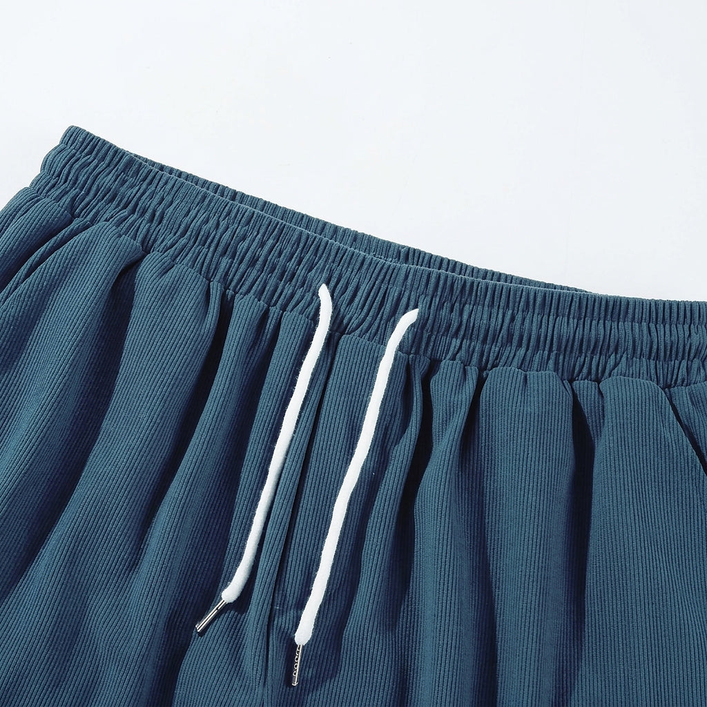 Herren Shorts mit Kordelzug und aufgenähtem Etikett