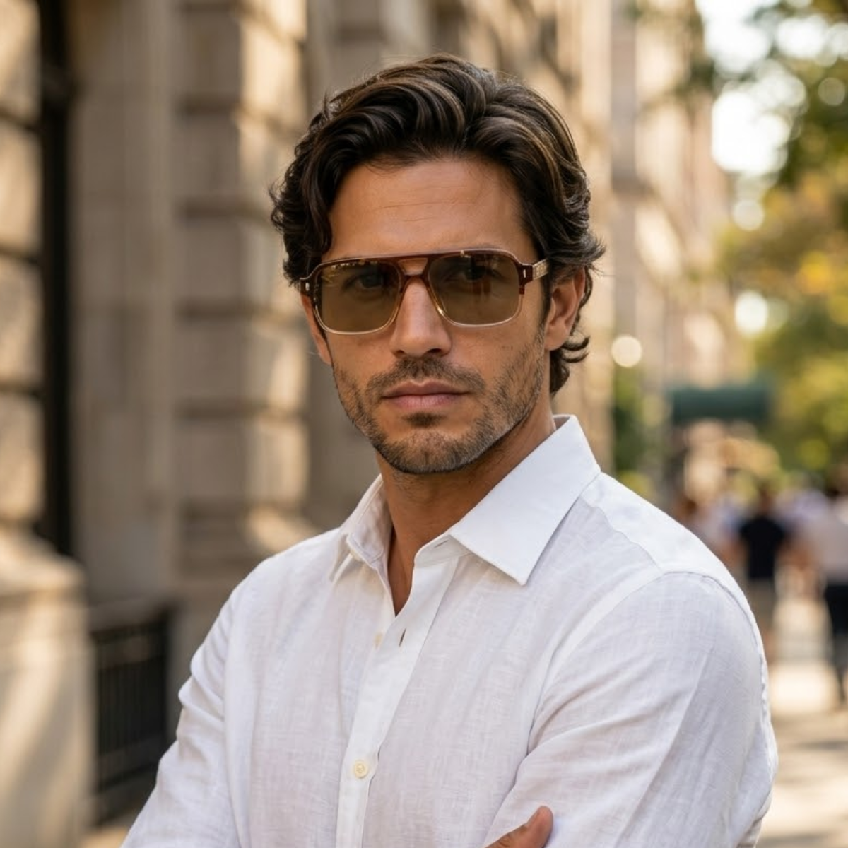 Herren Sonnenbrille mit transparenter eckiger Fassung und gerippten Bügeln