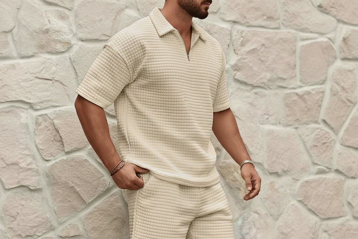 Herren Zweiteiliges Set mit Kurzarmshirt und Shorts mit Struktur