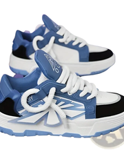 Blau