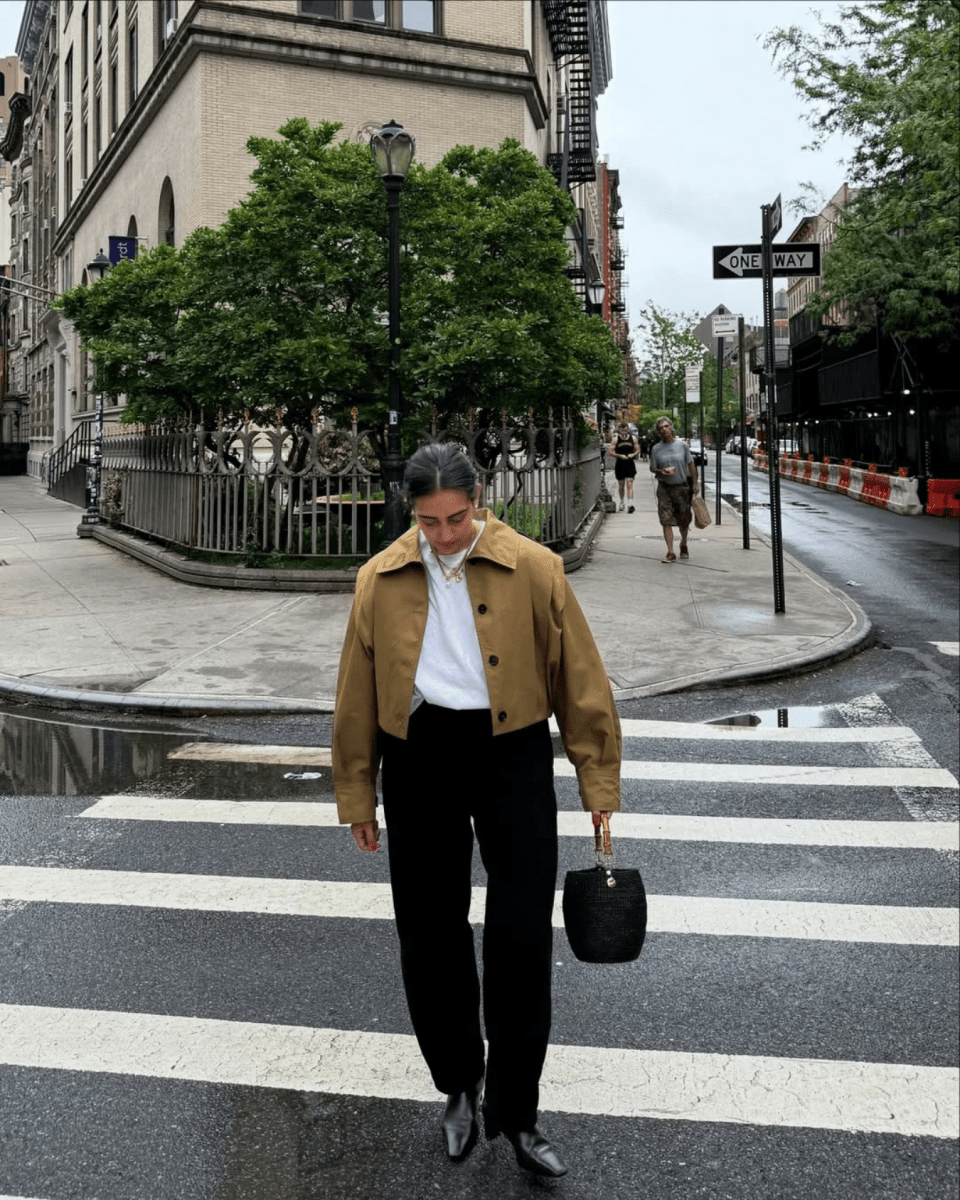 Kurze Jacke Stehkragen Oversize