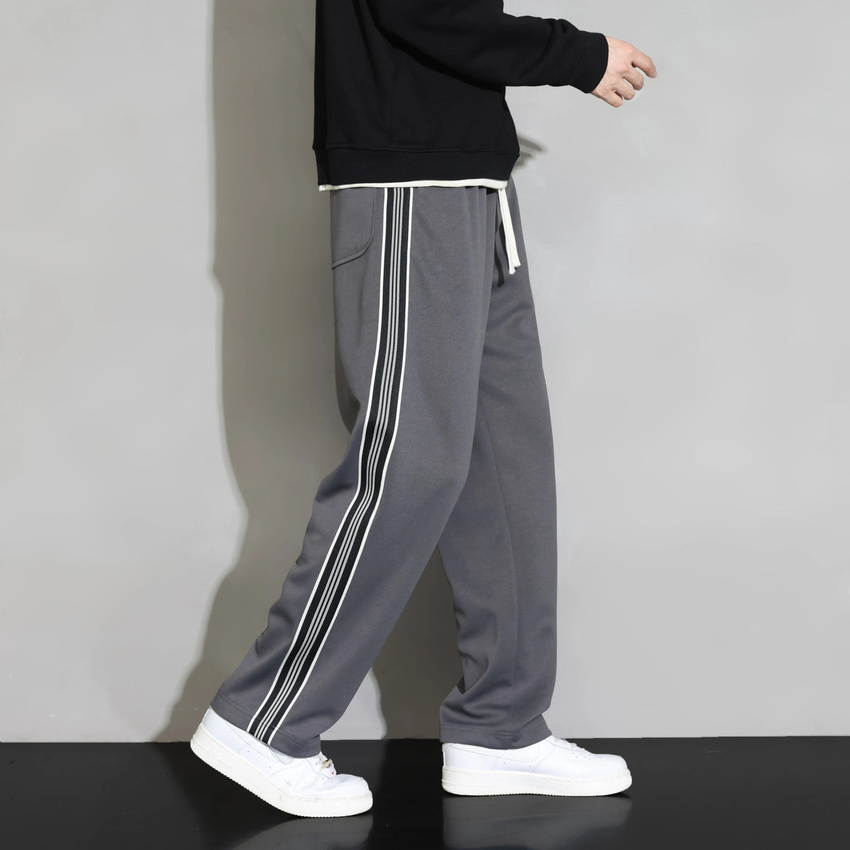 Carlo | Herren Jogginghose Nathan in klarer Silhouette