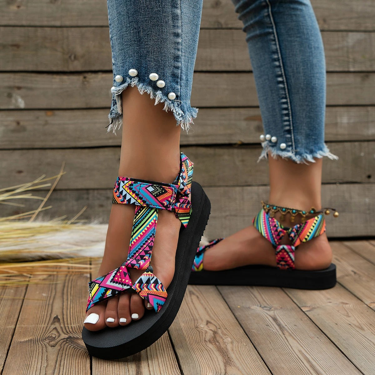 Maryane – Gemusterte Plateau-Sandalen mit Klettverschluss