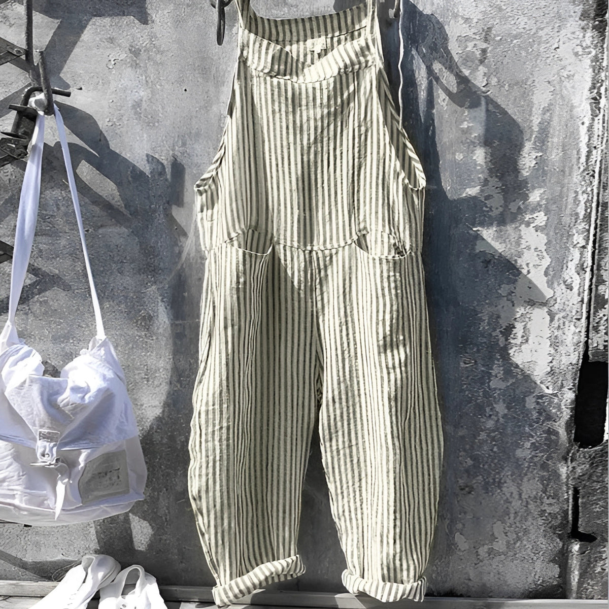 Marike | Damen Gestreifte Weite Latzhose mit Taschen