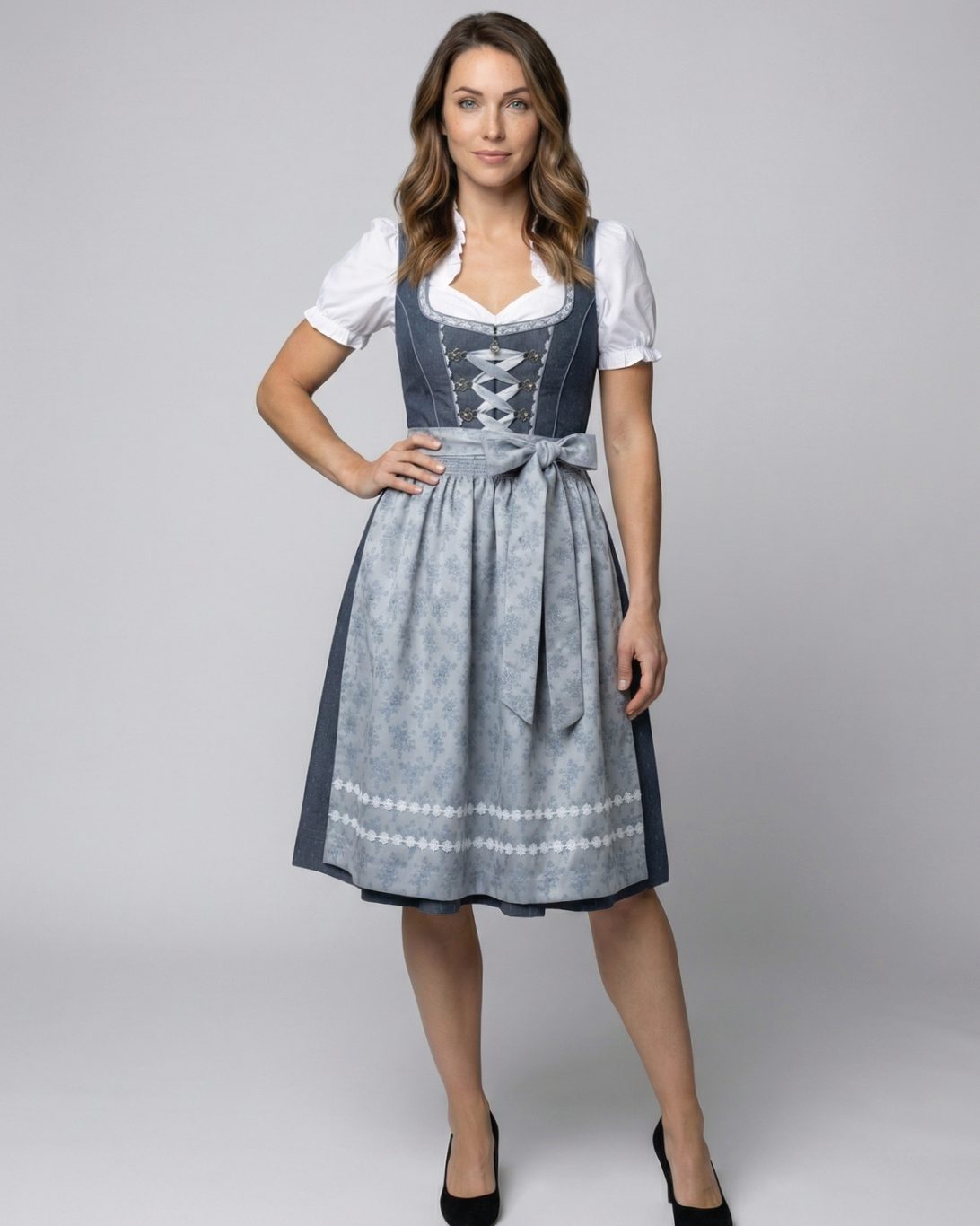 Annika | Oktoberfest Dirndl Kleid Tailliert Traditionell Festlich
