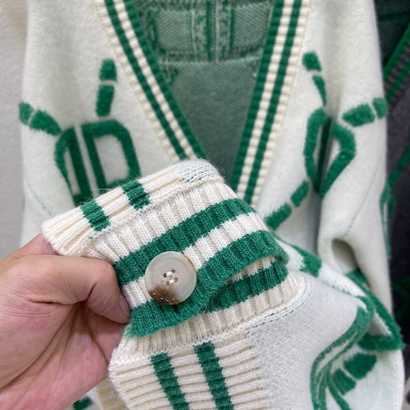 Zélie – Stylischer Oversize Cardigan