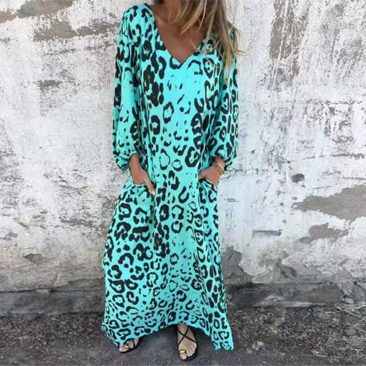 Luisa | Plus Size Kleid Leopard Print V-Ausschnitt Langarm