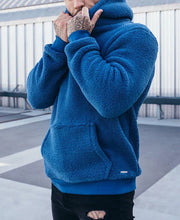 Blau
