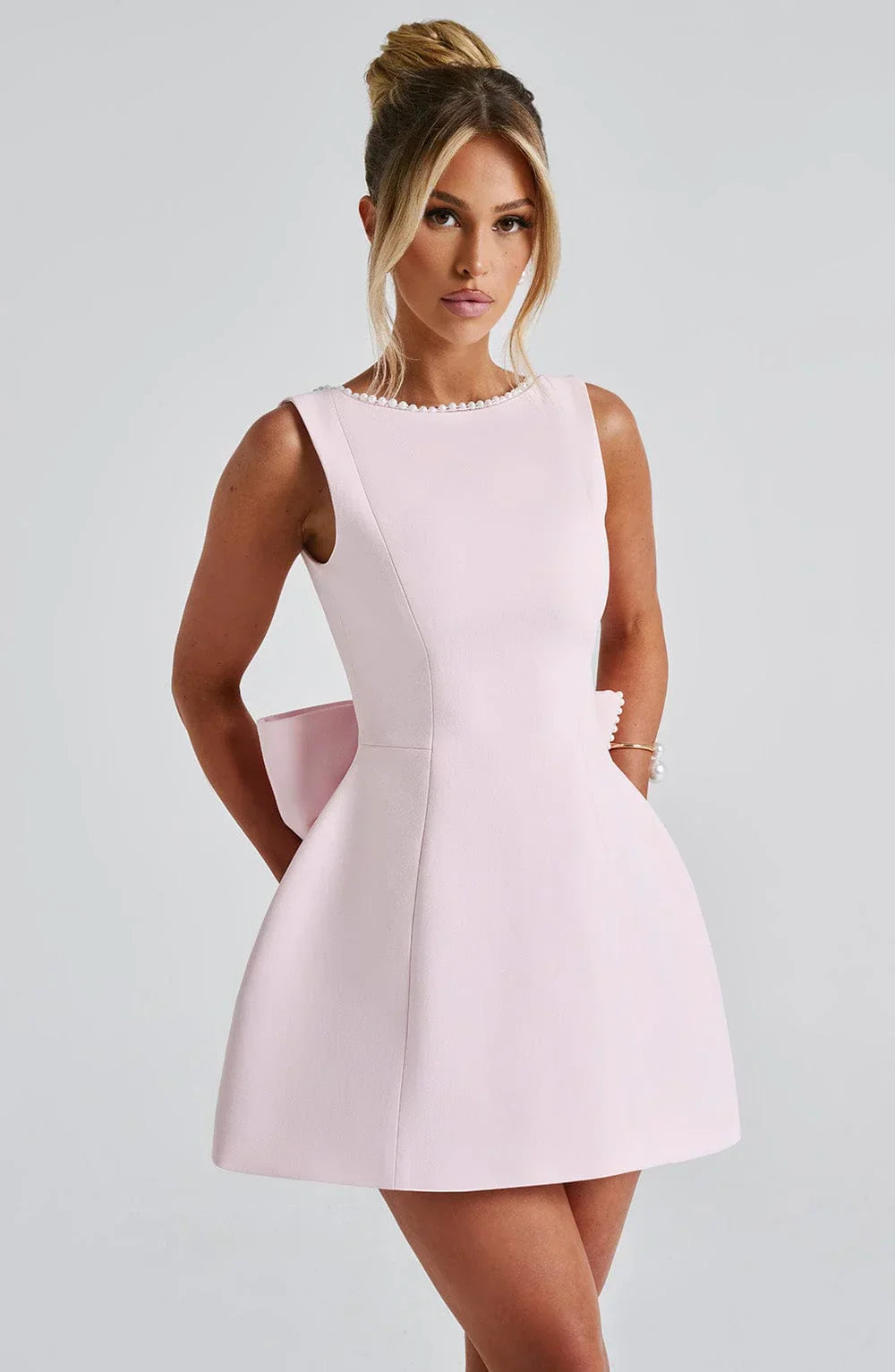 Sabrina | Damen Rosa Ärmelloses A-Linien Minikleid Perlenbesatz – Mini Perlen 2026