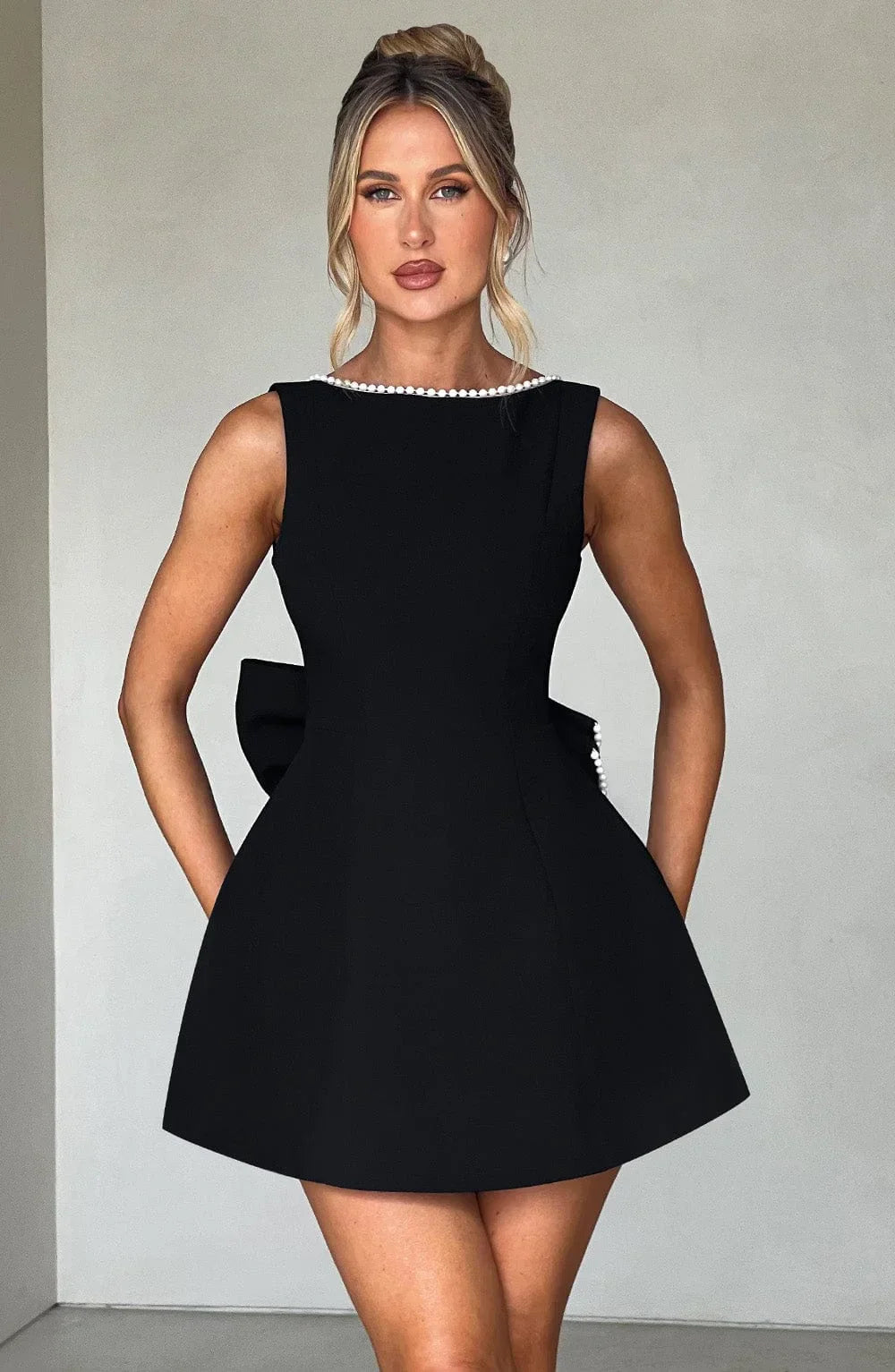 Sabrina | Damen Rosa Ärmelloses A-Linien Minikleid Perlenbesatz – Mini Perlen 2026