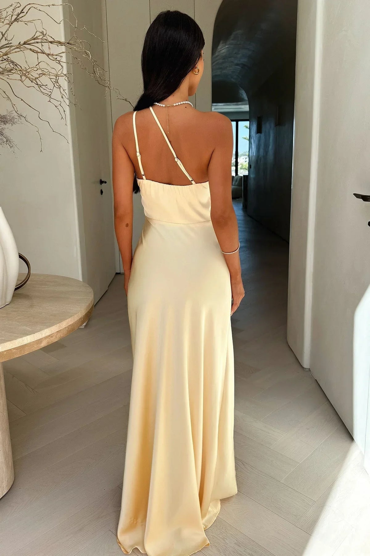 Wilhelmine | Damen Asymmetrisches Langes Abendkleid Schlitz Beige – Abendkleid Asymm. 2026
