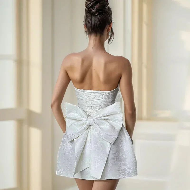Rita | Damen Trägerloses Jacquard Minikleid Rückenausschnitt – Jacquard Mini 2026