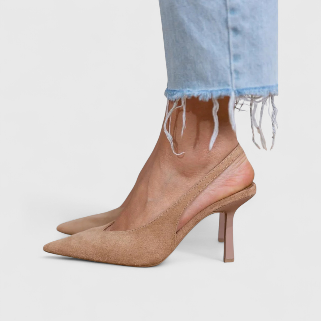 Aniya – Pumps Mit Spitzer Zehenpartie Und Fersenriemen