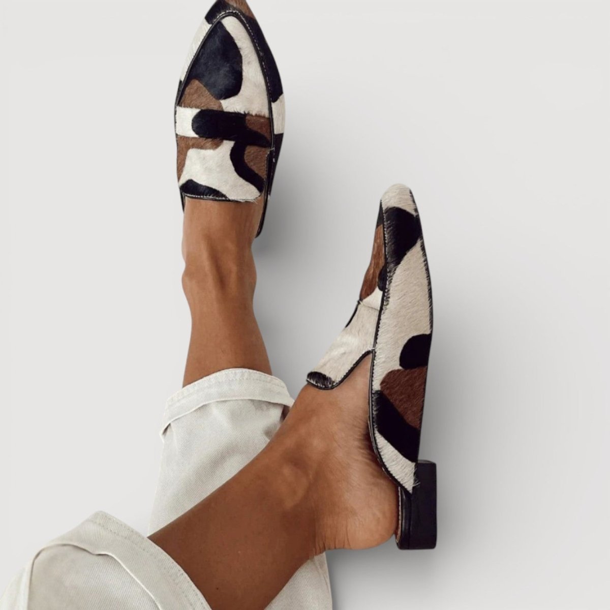 Spitze Mules Mit Blockabsatz Und Animal Muster