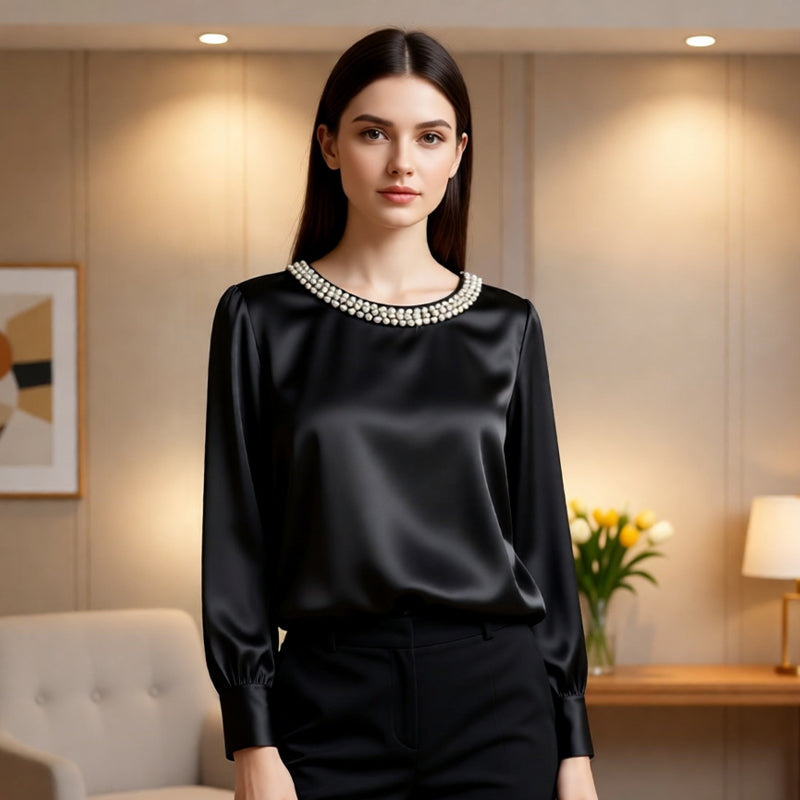 Quitterie – Satin Bluse Mit Perlenkragen