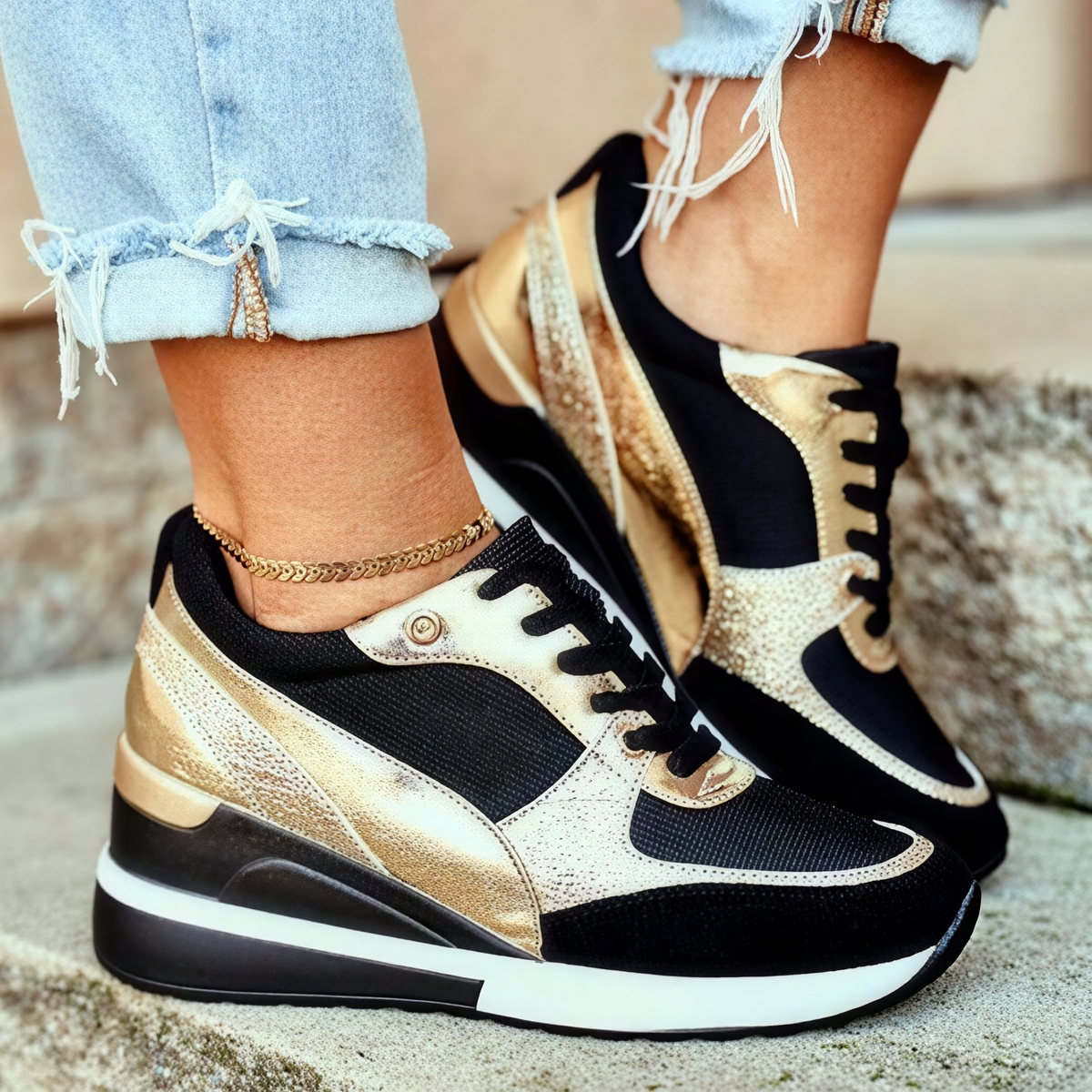 Maya - Athletische Sneakers mit Schnürung