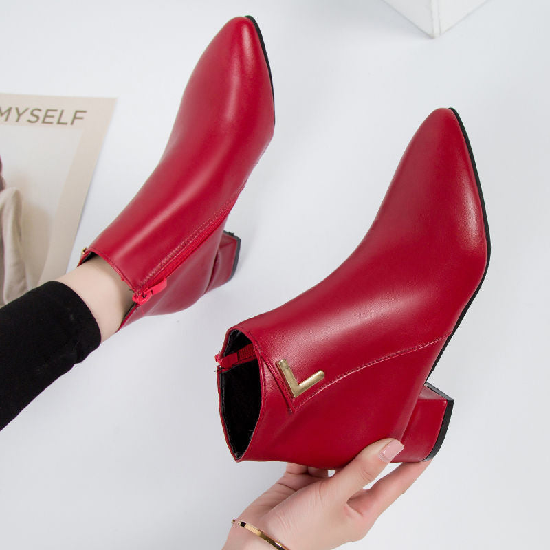 Drune | Stiefeletten - Wildleder-ähnliches Material - Spitzes Ende - Blockabsatz - Reißverschluss